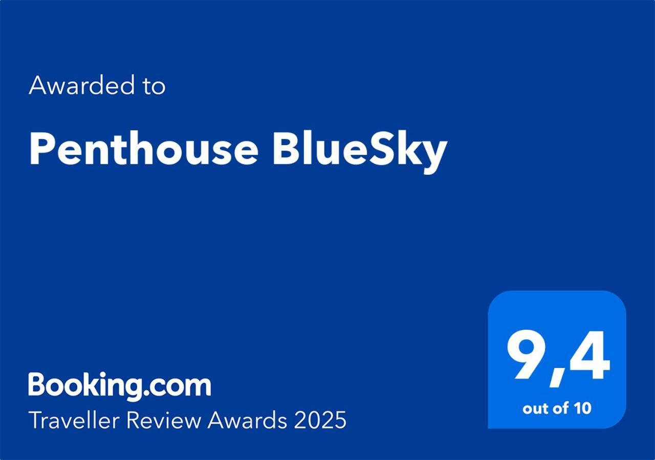 Penthouse Bluesky Apartment